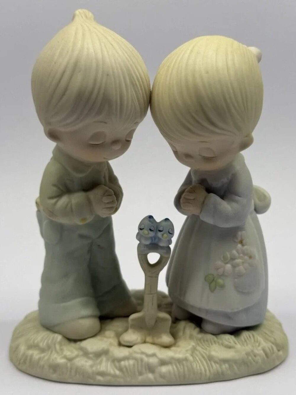Precious Moments "Prayer Changes Things" 1976